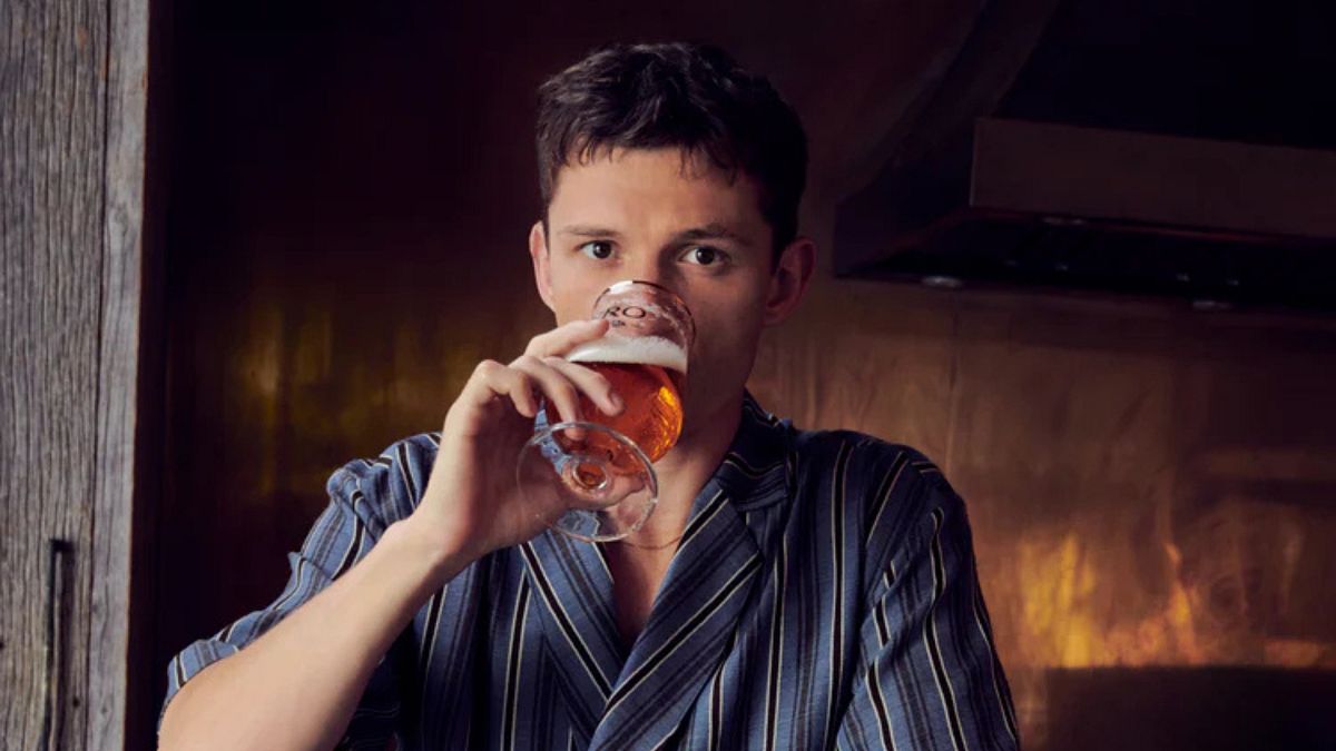 La sobriedad hormiguea: Tom Holland lanza una marca de cerveza sin alcohol
