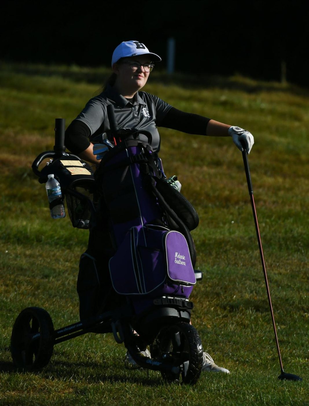 Las 'condiciones desafiantes' obstaculizan los clasificatorios del área en el regional de golf femenino de Franklin
