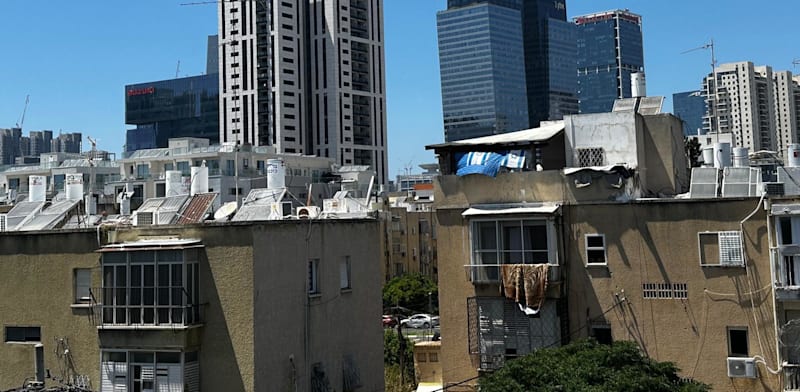 New and old housing in Tel Aviv credit: Bar Lavi