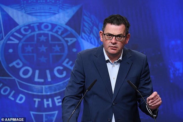 El informe destacó las estrictas tácticas de aplicación del bloqueo utilizadas por Nueva Gales del Sur y Victoria. En la foto: el ex primer ministro de Victoria, Dan Andrews.