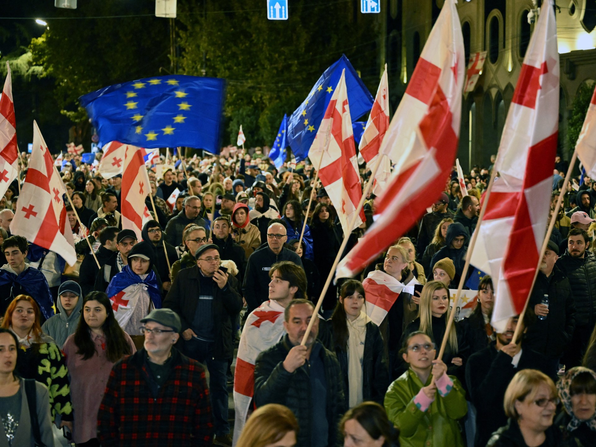 Los georgianos se manifiestan en apoyo de la membresía en la UE antes de las elecciones
