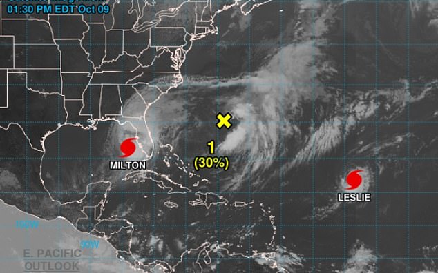 Los meteorólogos ahora rastrean dos tormentas tropicales MÁS sobre el Atlántico mientras el huracán Milton avanza hacia Florida
