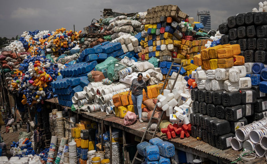 Los recicladores 'korale' de Etiopía convierten los residuos en dinero — Mundo — The Guardian Nigeria News – Nigeria and World News
