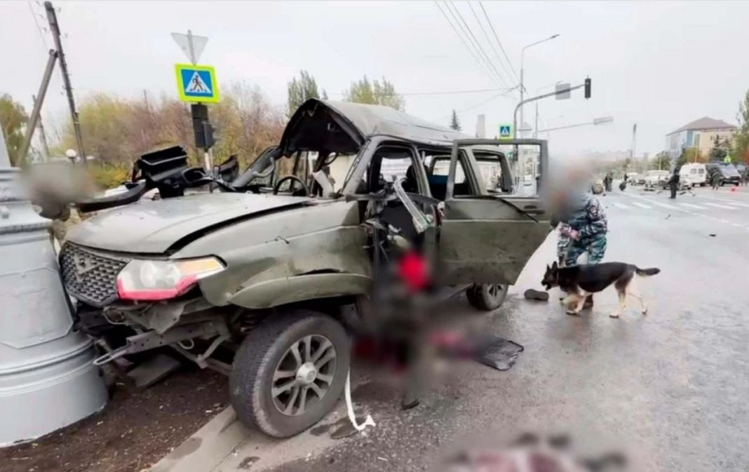 Mayor ruso muerto por coche bomba en la ocupada Luhansk, afirma la inteligencia ucraniana
