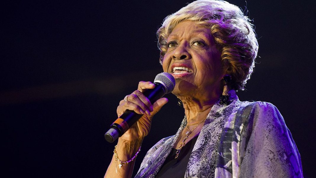 Muere Cissy Houston, cantante y madre de Whitney Houston, a los 91 años
