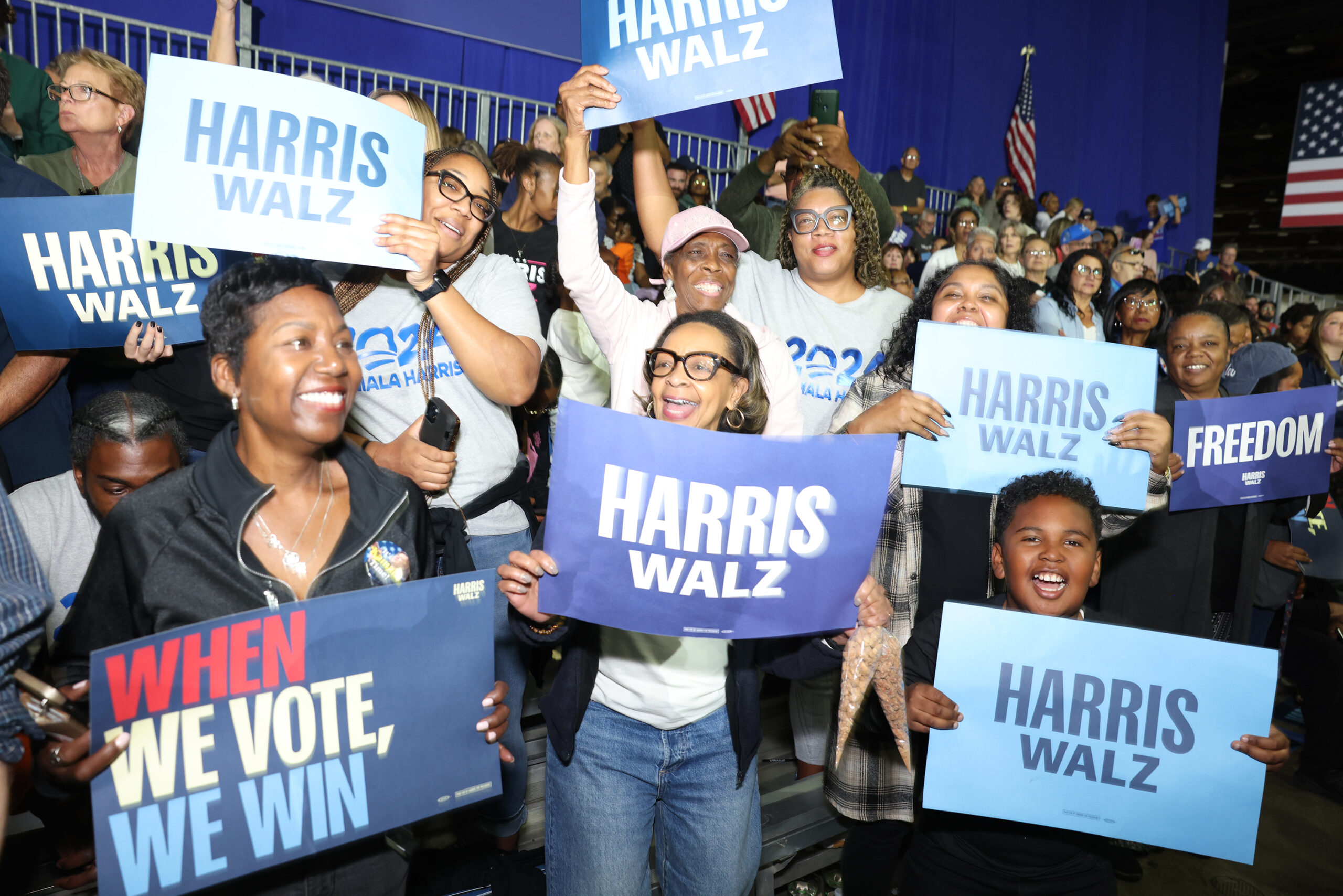 Obama baja las barras y genera impulso para la campaña Harris/Walz 2024 - The Michigan Chronicle
