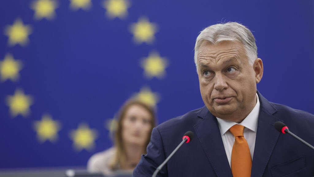 Orban pide un "cambio" en su discurso ante la UE, los legisladores critican su retroceso democrático
