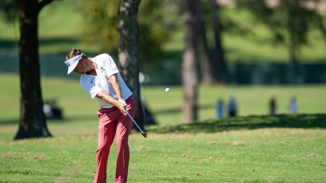 Otra ronda estelar pone a Keith Mitchell a la cabeza en Sanderson Farms
