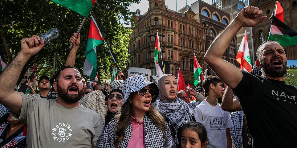 Protestas pro Palestina EN VIVO: Manifestaciones que sacudieron Sydney y Melbourne mientras los activistas conmemoran el aniversario del 7 de octubre
