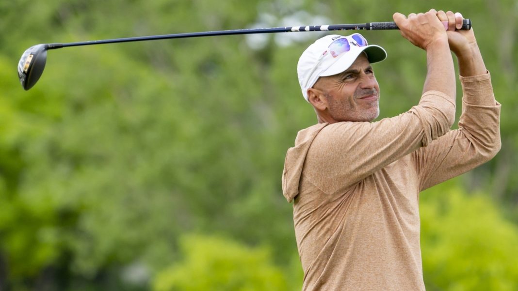 Rocco Mediate vence a Bob Estes en los playoffs y gana Furyk & Friends
