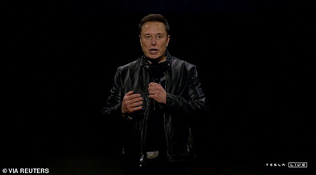 Después de meses de anticipación, Elon Musk finalmente presentó al mundo no solo uno, sino dos nuevos vehículos Tesla al mundo anoche.