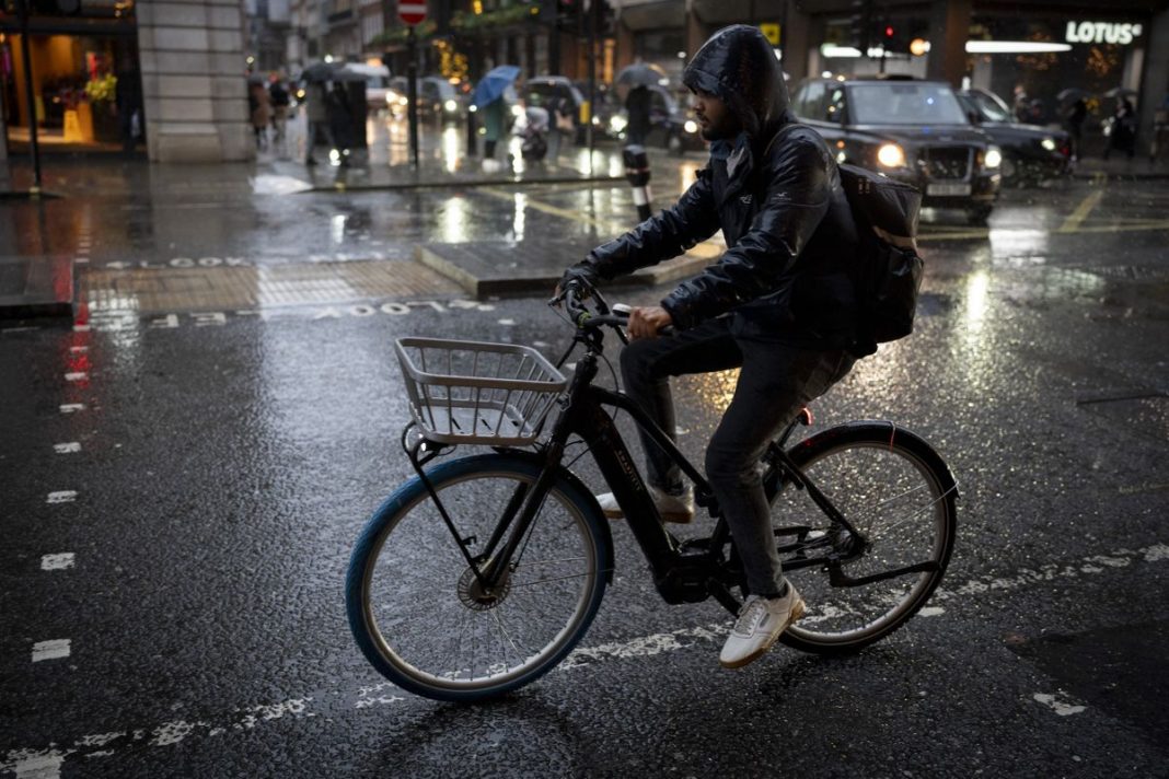 'Si detecta una oferta que parece buena para ser verdad, probablemente lo sea': el gobierno del Reino Unido lanza la campaña de bicicletas eléctricas 'Compre seguro, manténgase seguro' para disuadir a los clientes de vendedores deshonestos
