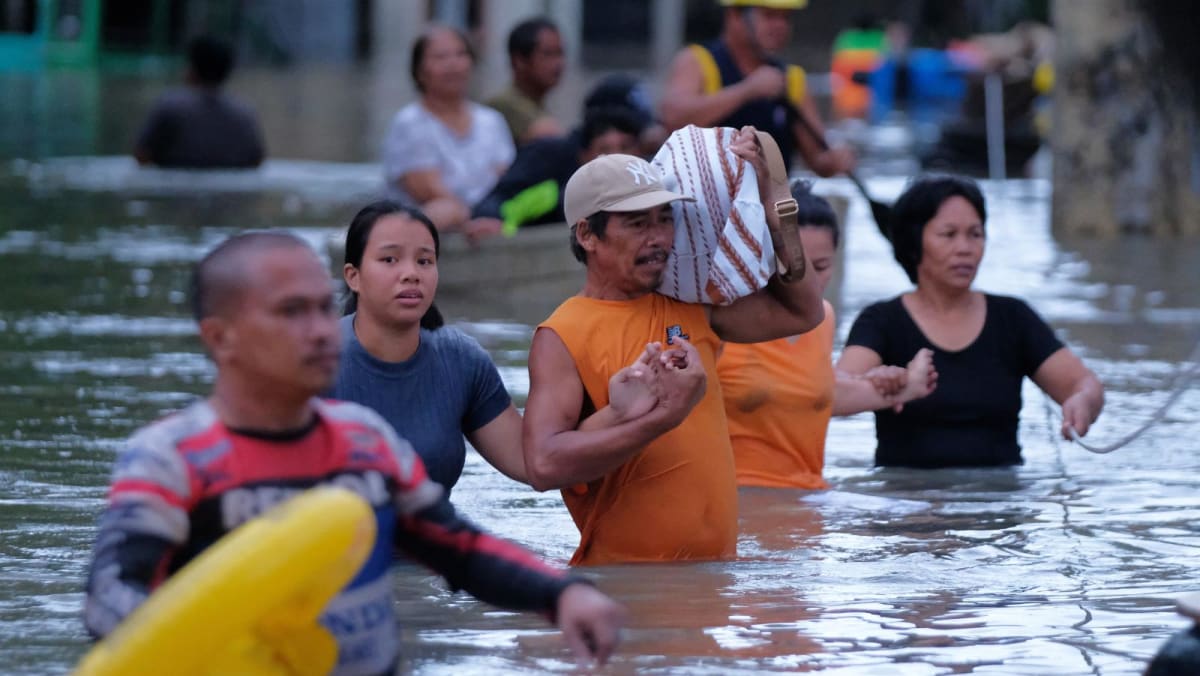 Tormenta tropical deja pueblos sumergidos y 40 muertos en Filipinas
