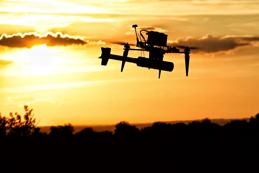 Un dron daña instalaciones industriales en la región rusa de Voronezh, dice el gobernador
