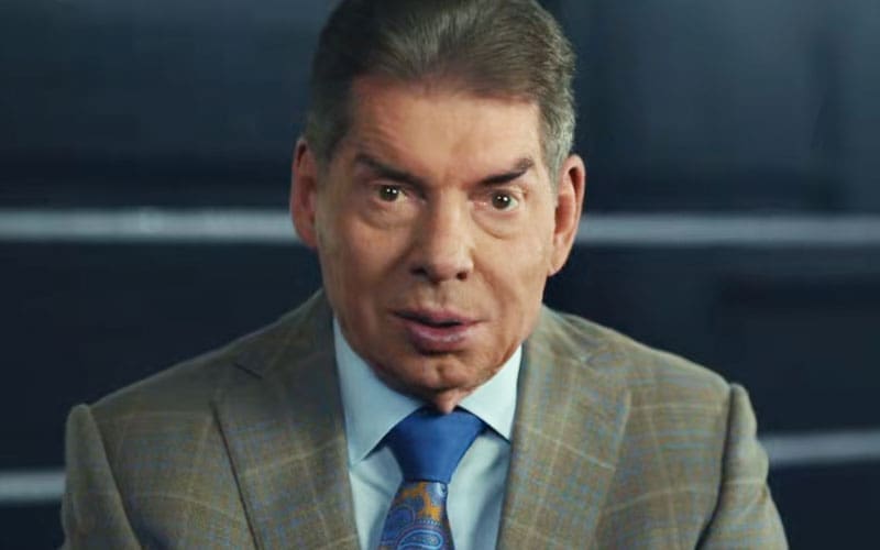 WWE sigue siguiendo la antigua regla de Vince McMahon después de su partida
