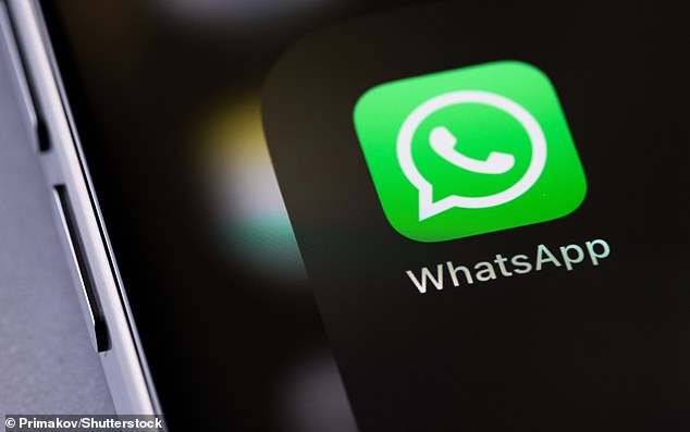 Con aproximadamente dos mil millones de usuarios activos mensuales, WhatsApp es la aplicación de mensajería móvil más popular en todo el mundo (foto de archivo)