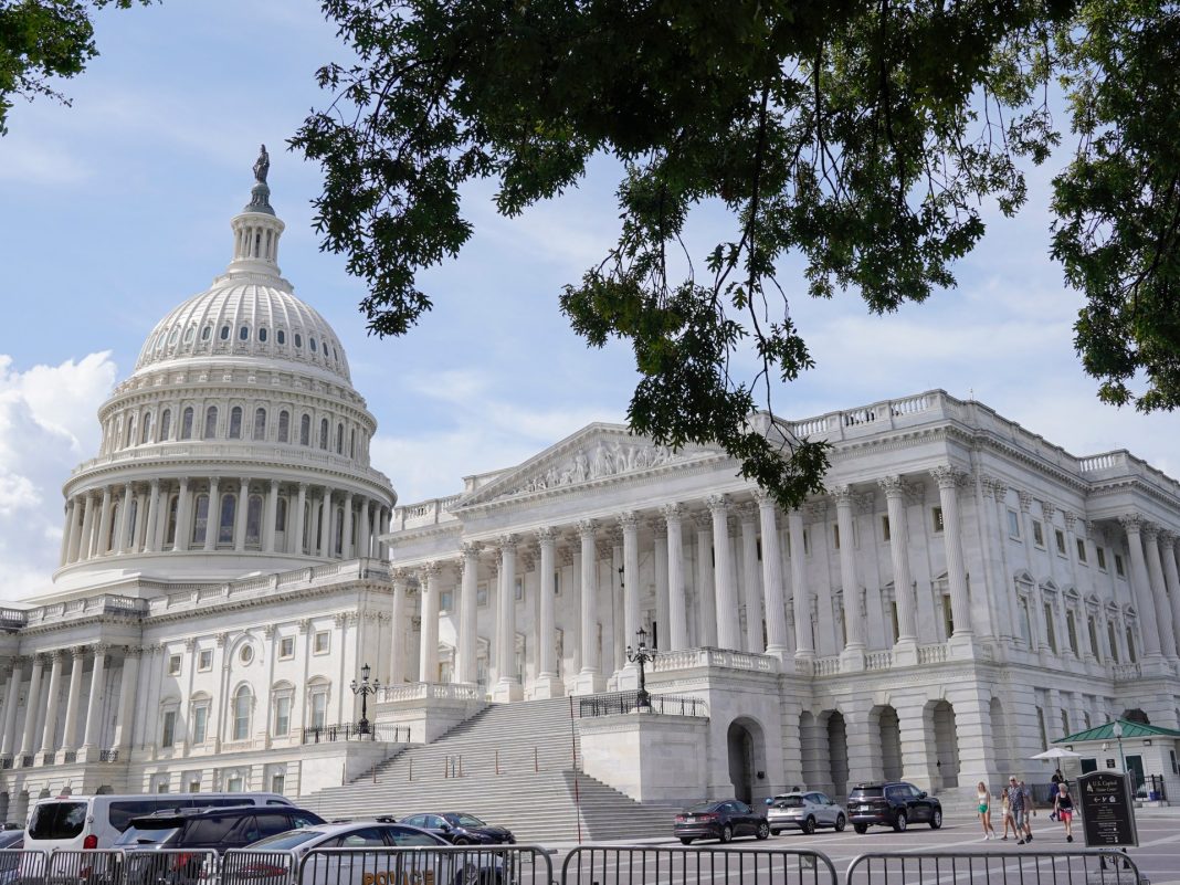 ¿Podrían los republicanos perder la Cámara? Cinco carreras por el Congreso de Estados Unidos a seguir
