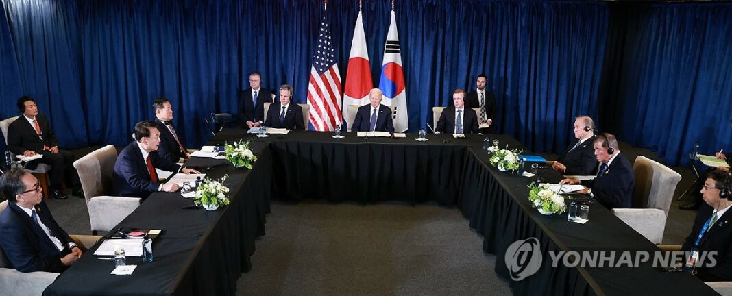 (3rd LD) S. Korea, U.S., Japan unveil secretariat establishment, decry N.K.-Russia decision to expand Ukraine war