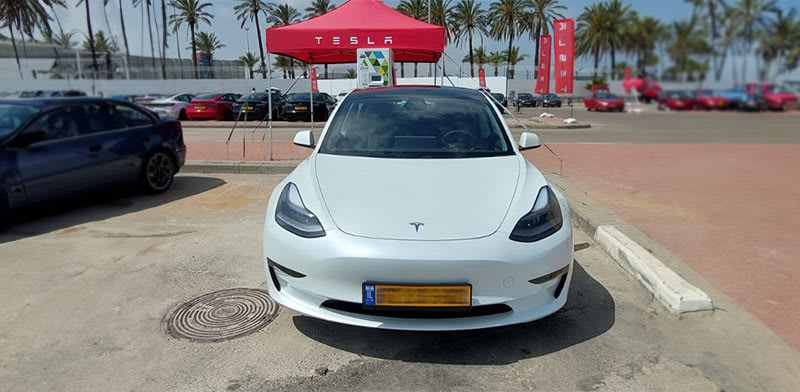 Tesla delivery installation, Ashdod  credit: PR