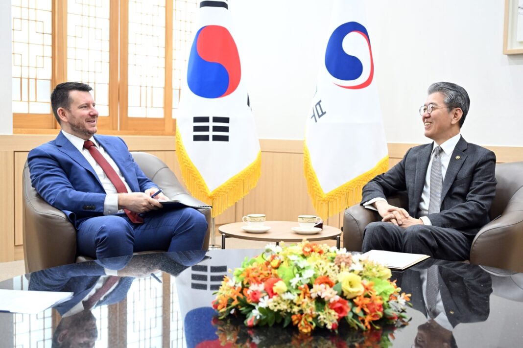 Senior diplomats of S. Korea, Estonia discuss bilateral ties, N. Korea