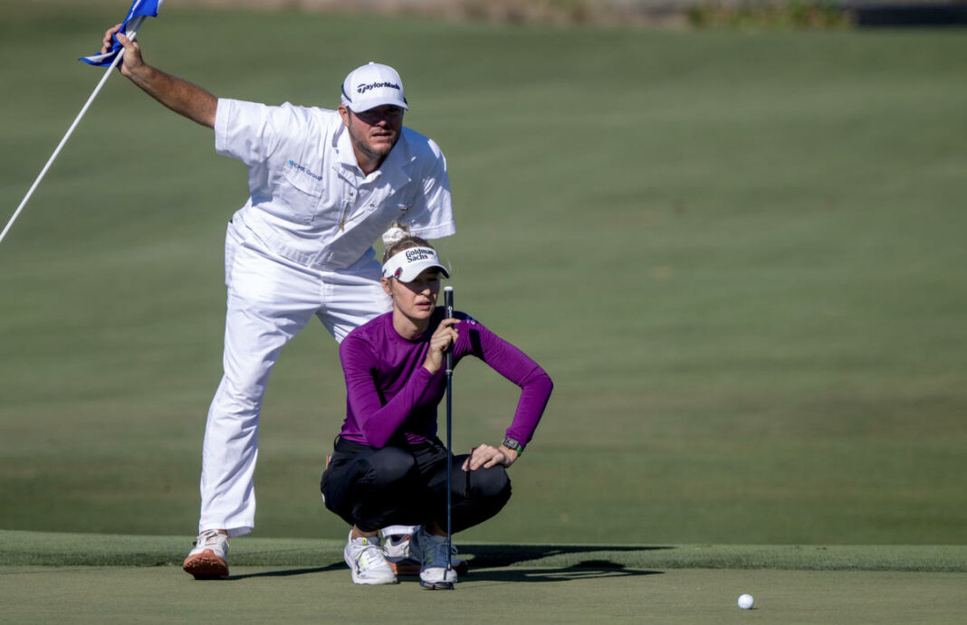 Angel Yin emboca 3 putts largos para tomar ventaja de 2 golpes en la final de la LPGA. Nelly Korda dispara 66 para quedar atrás por 4
