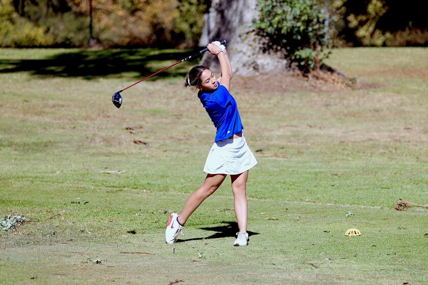 Anna Song de Palisades bate récord de puntuación con el tercer título de golf femenino de la Sección de la Ciudad
