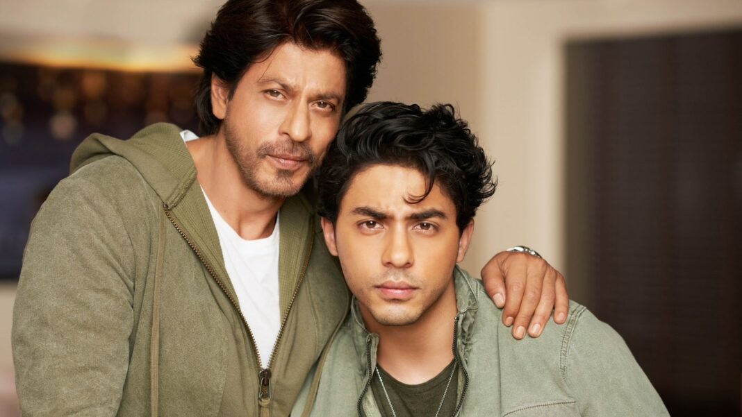 Aryan Khan llama a su padre Shah Rukh Khan 