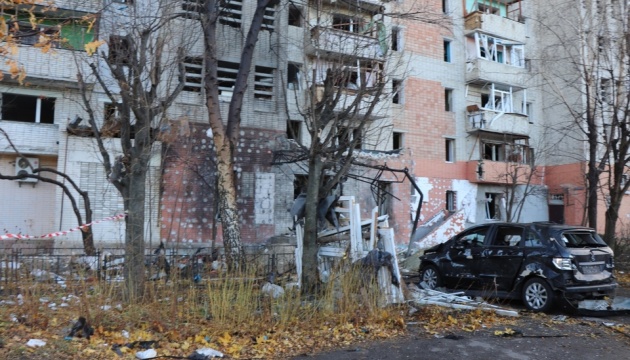 Aumenta a ocho el número de heridos en el ataque ruso con aviones no tripulados a un edificio de apartamentos en Sumy
