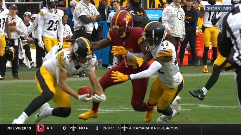 Ben Skowronek Steelers Commanders muffed punt