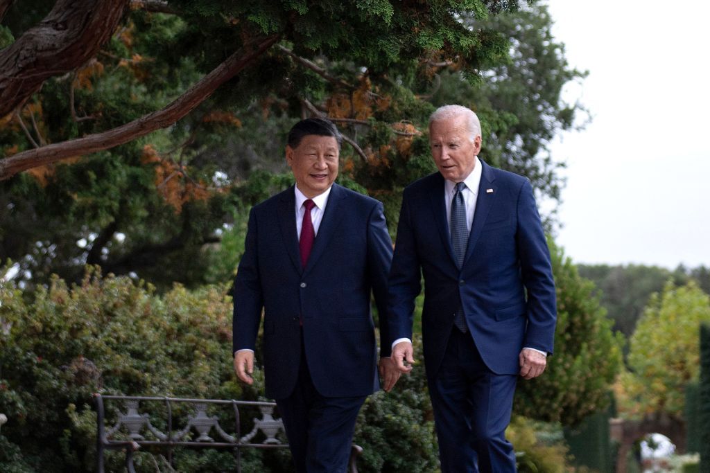 Biden y Xi discutirán el apoyo de China a Rusia en la próxima cumbre en Perú
