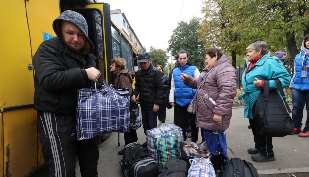 Casi 22.000 civiles fueron evacuados de zonas peligrosas de la región de Járkov en seis meses: autoridades regionales
