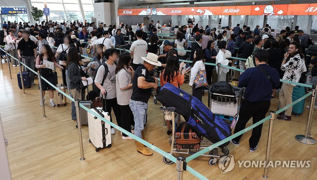 China to launch trial visa waiver program for S. Korean arrivals next week