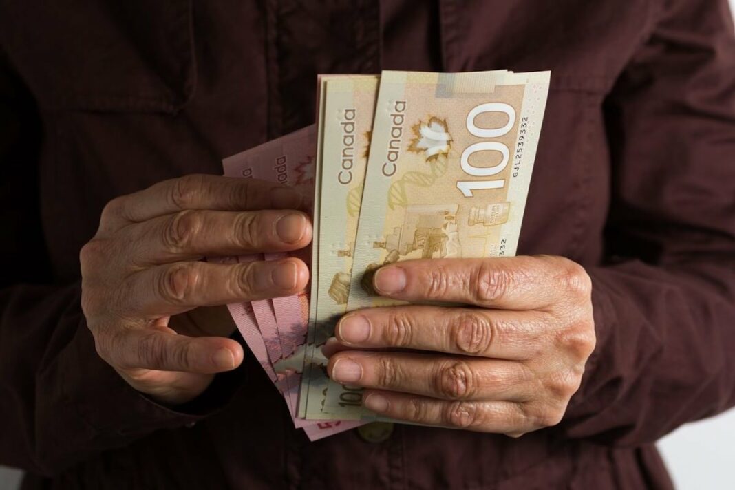 Cómo obtener dinero del seguro de empleo si te despiden en Canadá Cómo obtener dinero del seguro de empleo si te despiden en Canadá
