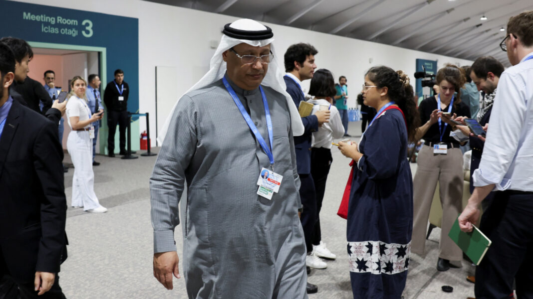 Cop29: Arabia Saudita acusada de editar el texto oficial de negociación, según un informe
