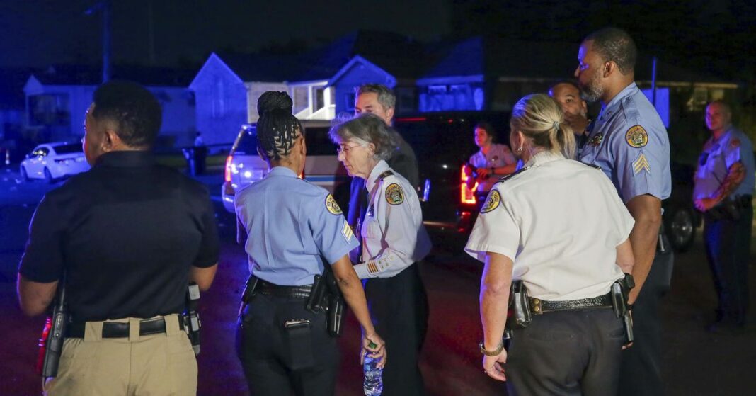 Dos muertos y 10 heridos en tiroteo durante un desfile en Nueva Orleans
