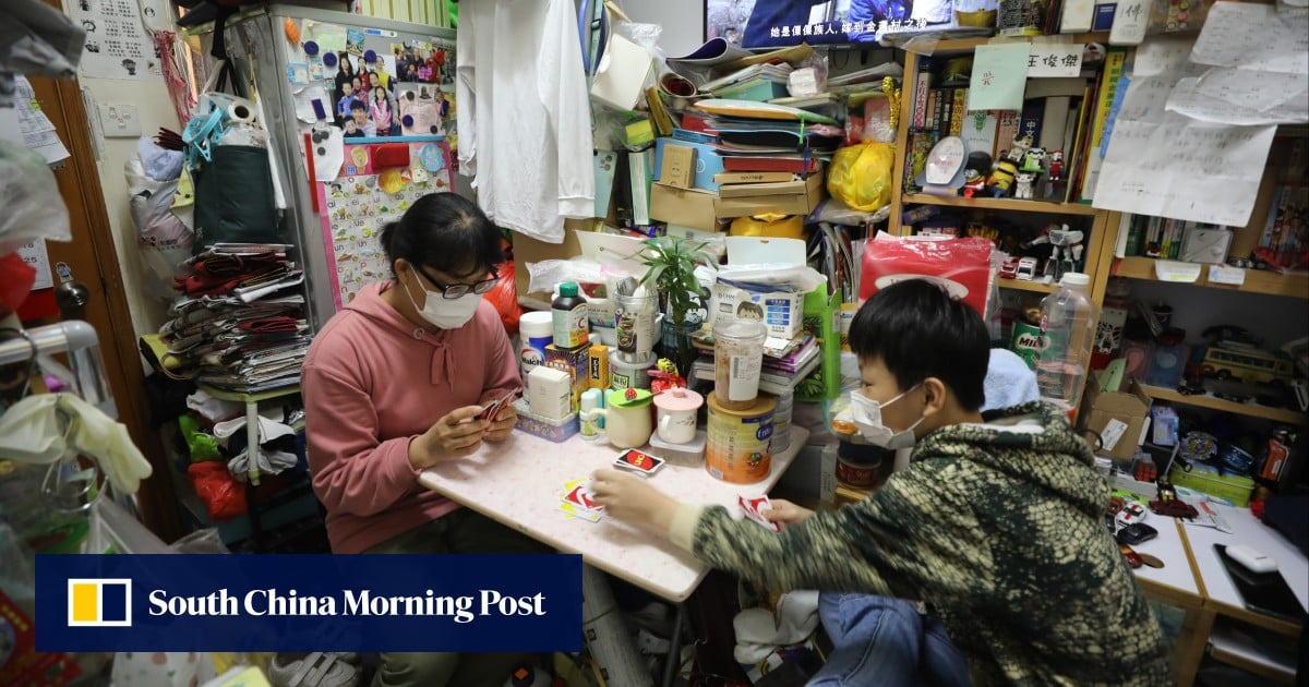 El 93% de los niños de pisos subdivididos en Hong Kong tienen problemas de columna: encuesta
