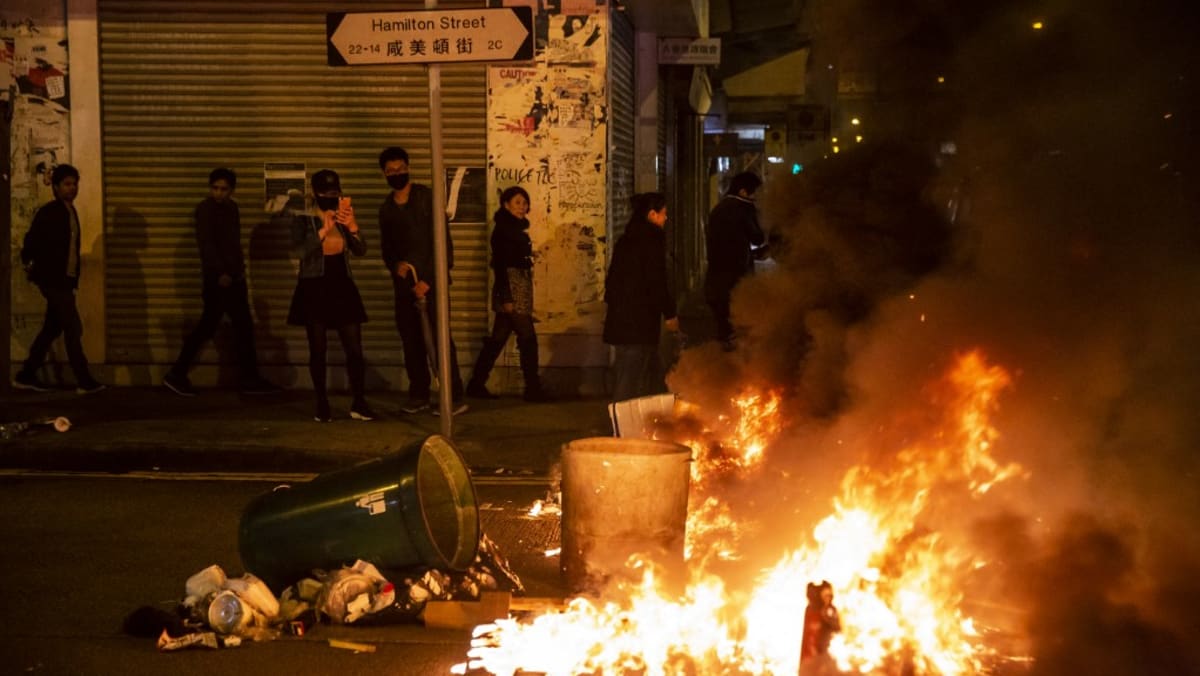 El autor intelectual del atentado contra las protestas en Hong Kong encarcelado durante casi 24 años
