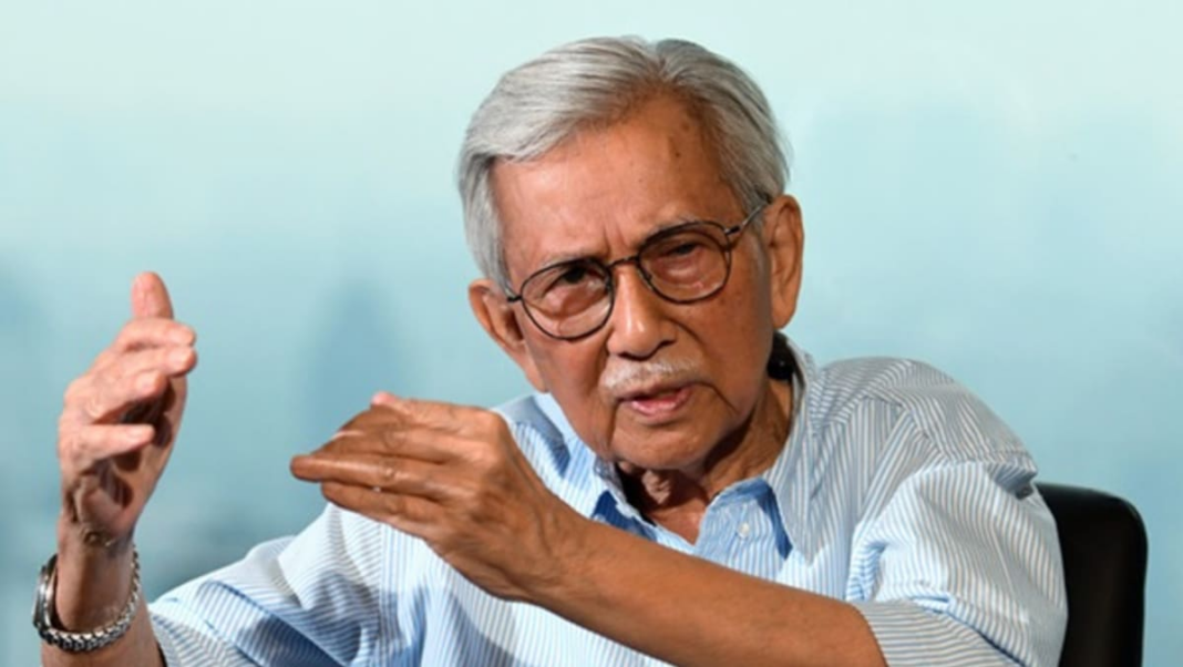 El ex ministro de Finanzas de Malasia, Daim Zainuddin, muere a los 86 años, dice un abogado
