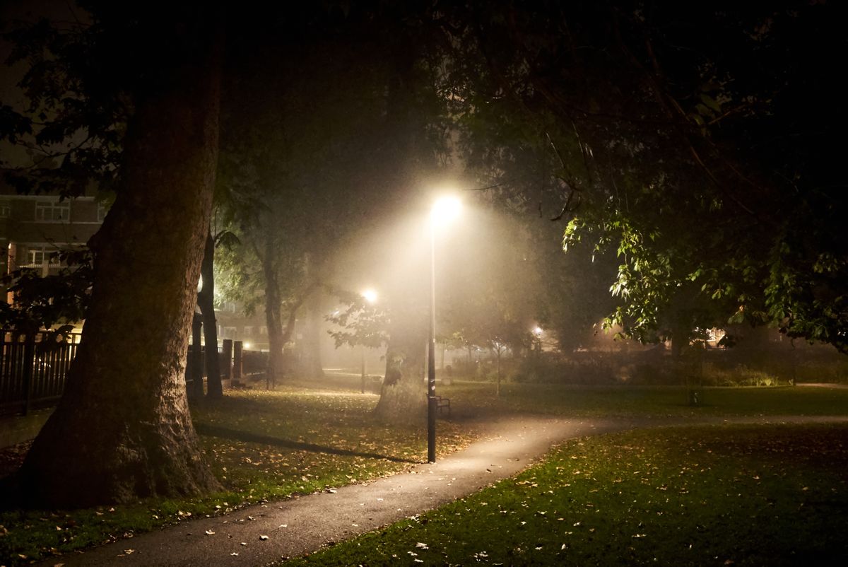 "Es como caminar por un callejón oscuro en una noche de fiesta". ¿Es este el carril bici más peligroso del Reino Unido?
