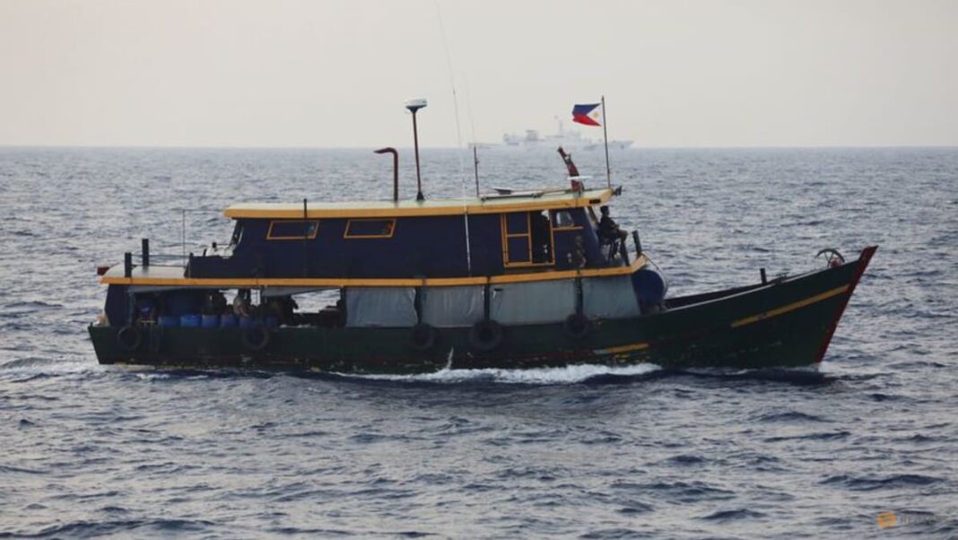 Filipinas dice que está bajo presión de China para ceder sus derechos en el Mar de China Meridional
