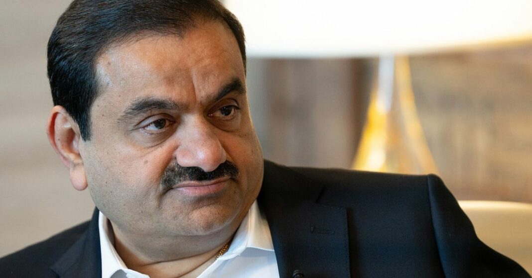 Gautam Adani, el segundo hombre más rico de Asia, acusado de soborno
