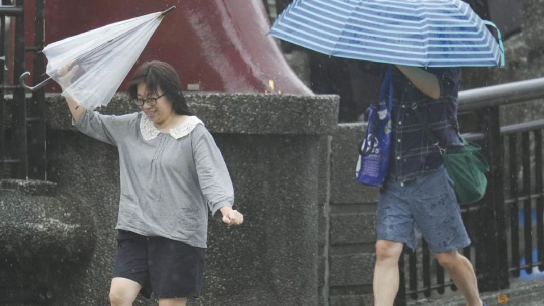 Japón insta a evacuar a 200.000 personas por las fuertes lluvias
