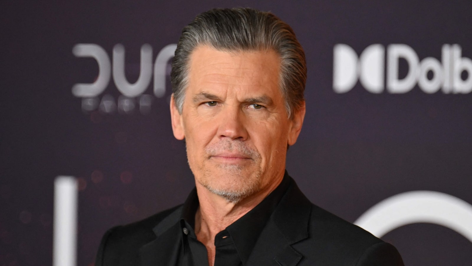 Josh Brolin revela su adicción a las bolsas de nicotina y admite que también la usaba por la noche: "Tengo una bolsa..."
