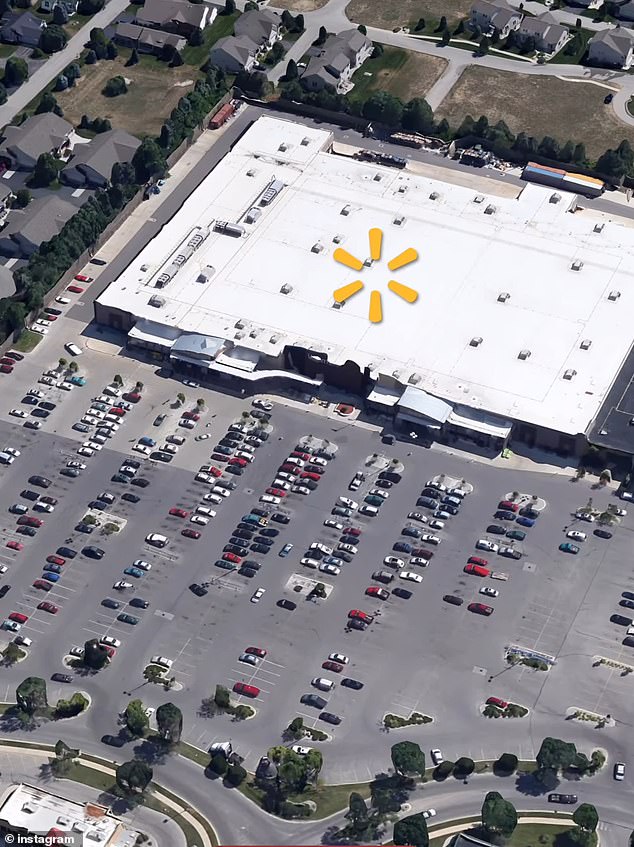 La ciencia detrás de por qué caminar por los gigantescos estacionamientos de Walmart no parece un maratón
