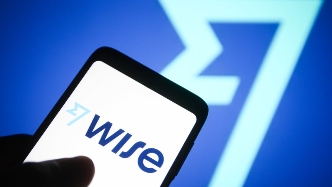 La empresa británica de tecnología financiera Wise registra un aumento del 55% en sus ganancias gracias a la expansión de su participación de mercado
