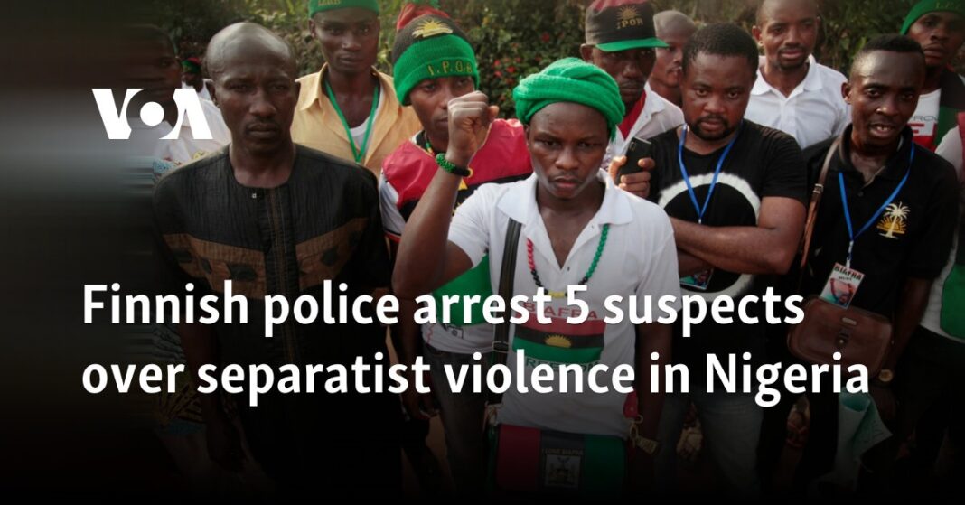 La policía finlandesa arresta a cinco sospechosos de violencia separatista en Nigeria
