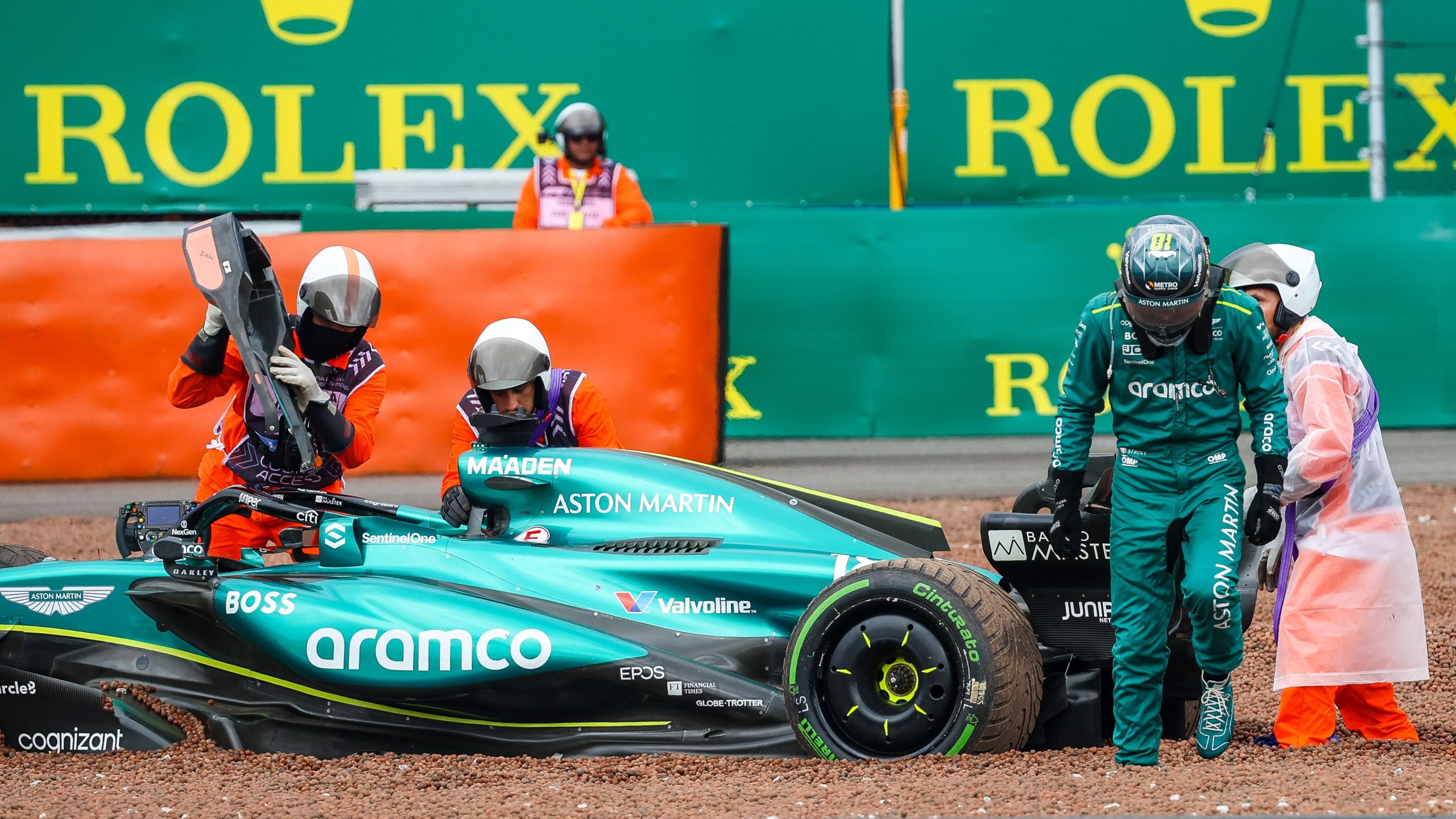 Hamilton delights the Interlagos crowd with demo run in Senna’s title-winning McLaren