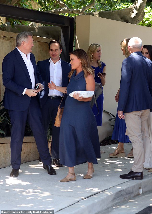 El multimillonario propietario de Channel Seven, Kerry Stokes, organizó el viernes un lujoso almuerzo en su casa de Darling Point en Sydney para sus principales estrellas en medio de las luchas en curso en la asediada cadena de televisión.