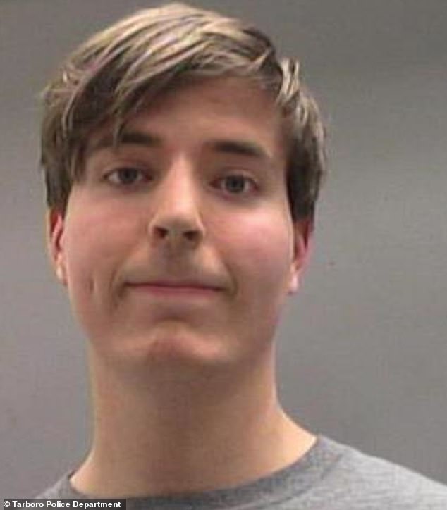 MrBeast, cuyo nombre real es Jimmy Donaldson, fue arrestado en 2018 por conducir imprudentemente y participar en una competencia de velocidad.