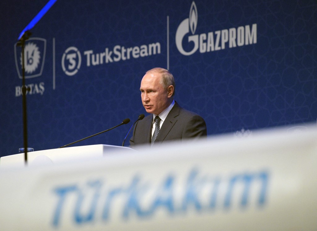 Los pagos de gas de Turquía a Rusia se complican por las sanciones a Gazprombank
